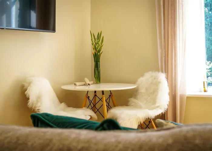 8 The - Access - Perfect For Couples * Newby Bridge